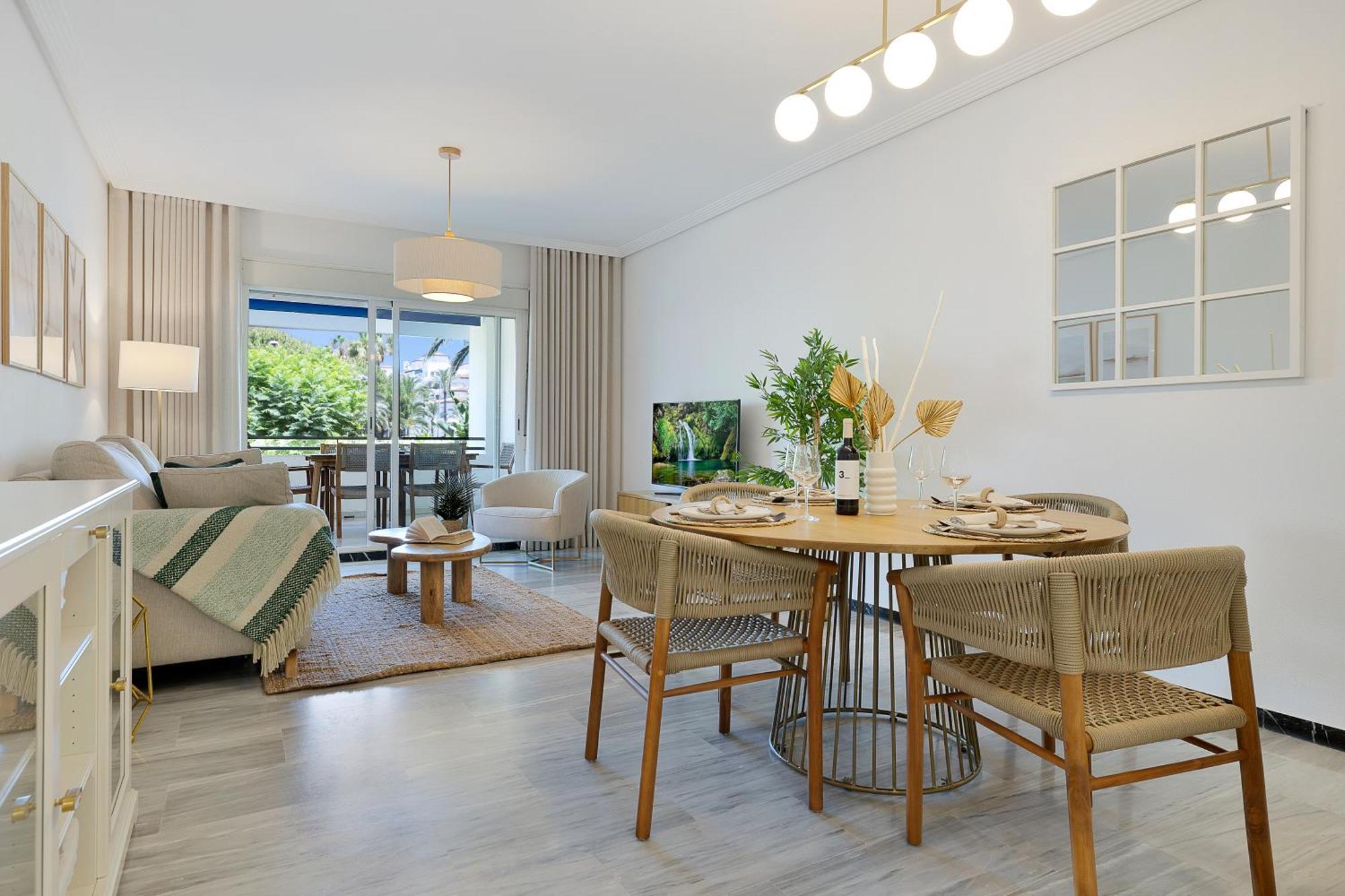 2 Bedroom Apartment In Medina Garden - Puerto Banus Marbella Eksteriør billede