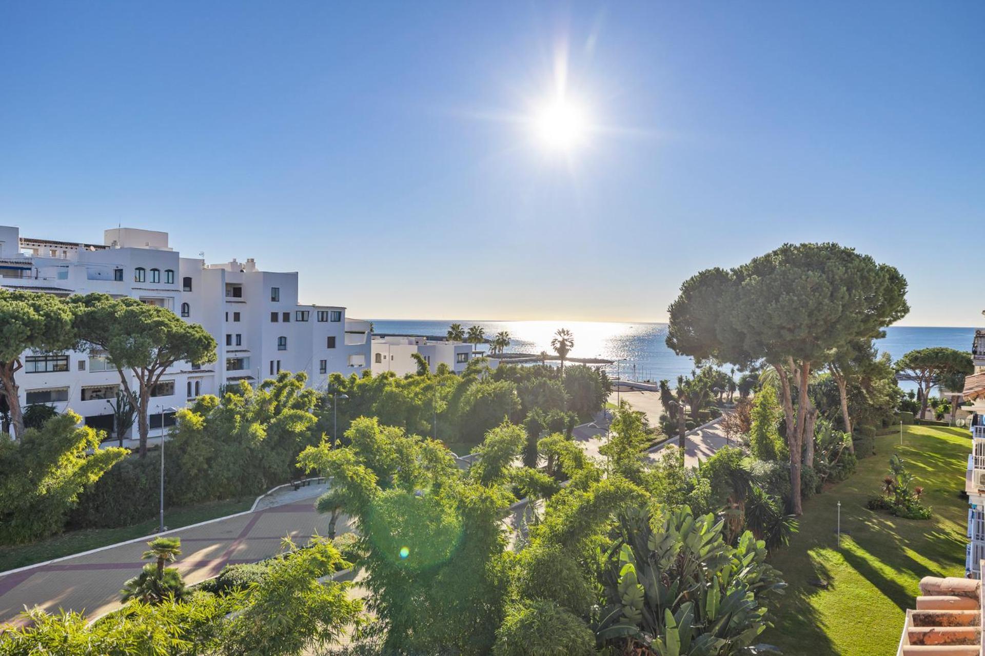 2 Bedroom Apartment In Medina Garden - Puerto Banus Marbella Eksteriør billede