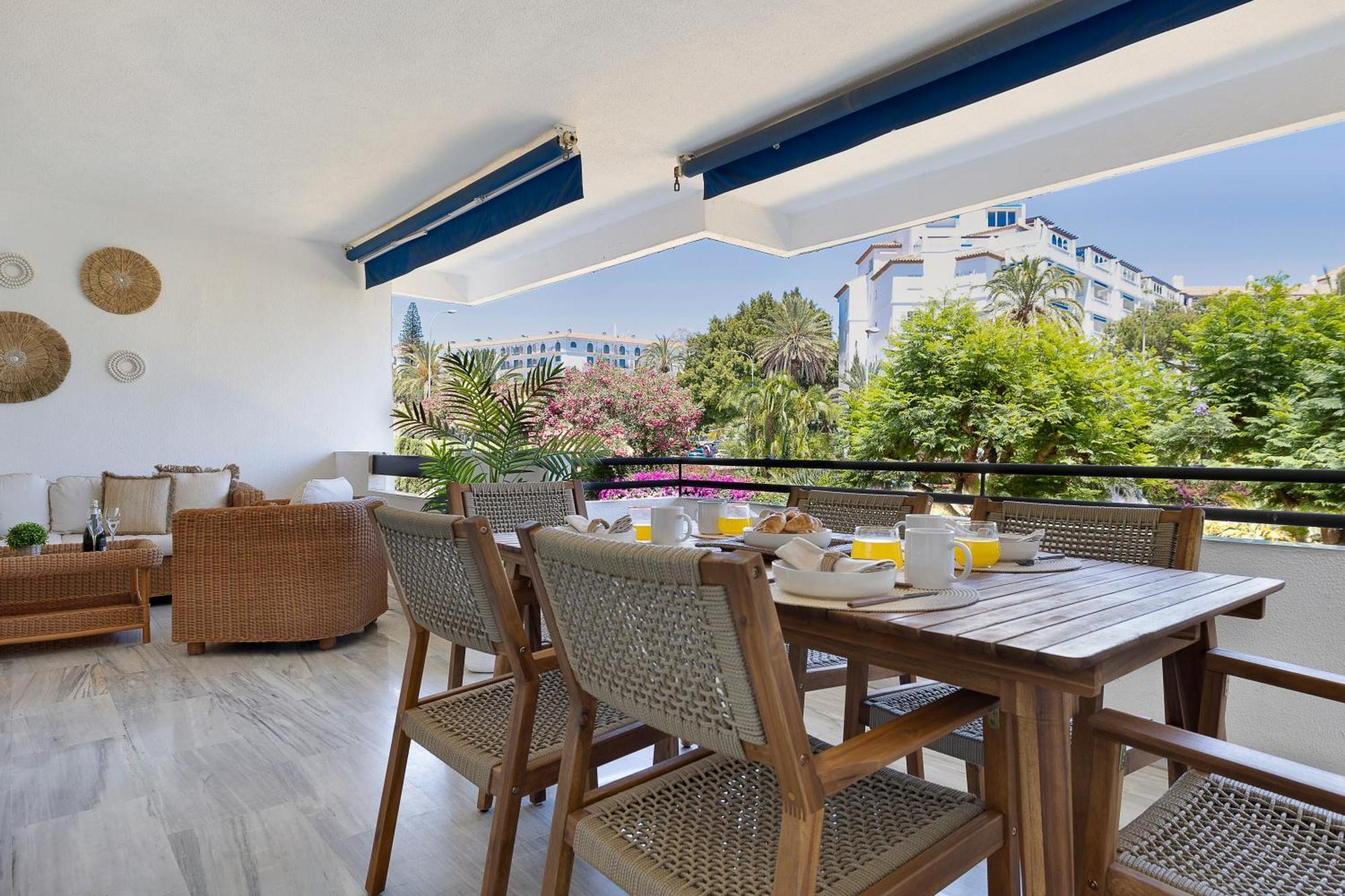 2 Bedroom Apartment In Medina Garden - Puerto Banus Marbella Eksteriør billede