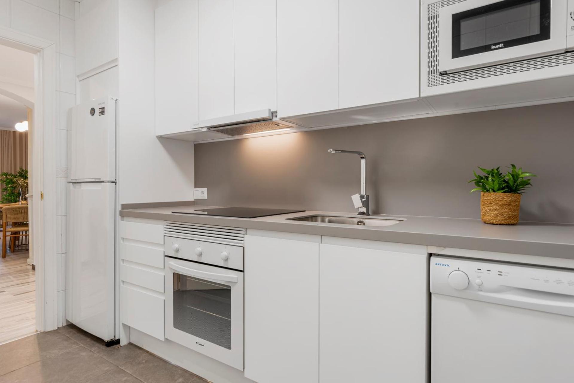2 Bedroom Apartment In Medina Garden - Puerto Banus Marbella Eksteriør billede